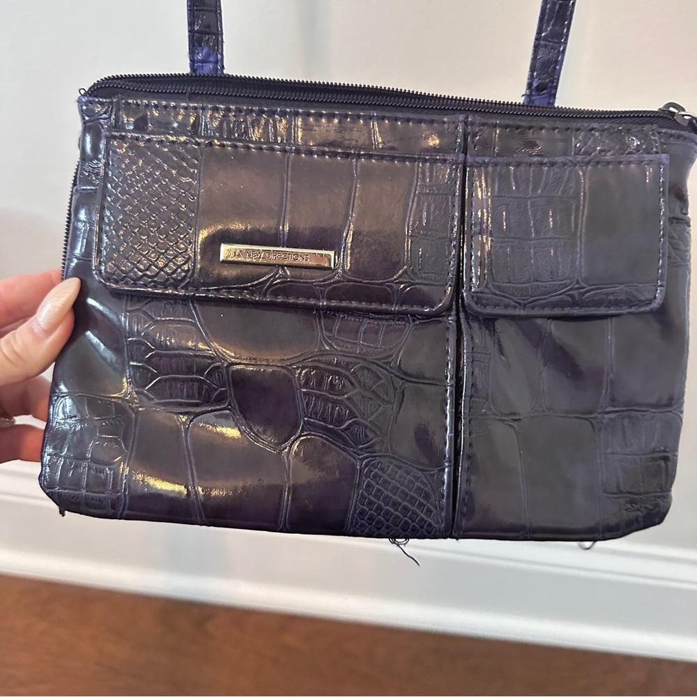 New Directions purple crossbody purse